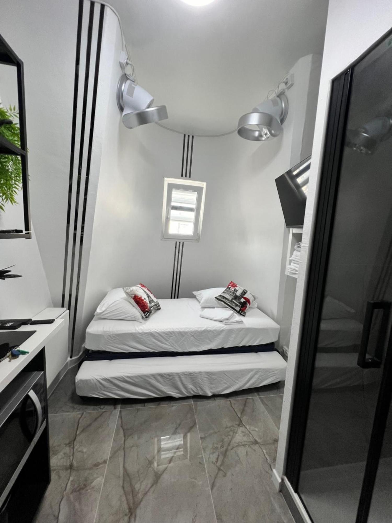 Paris Bastille Bercy Gare De Lyon Chambre Climatisee 9M2 Ideal 1 Pers ,Max 2 Pers Екстериор снимка